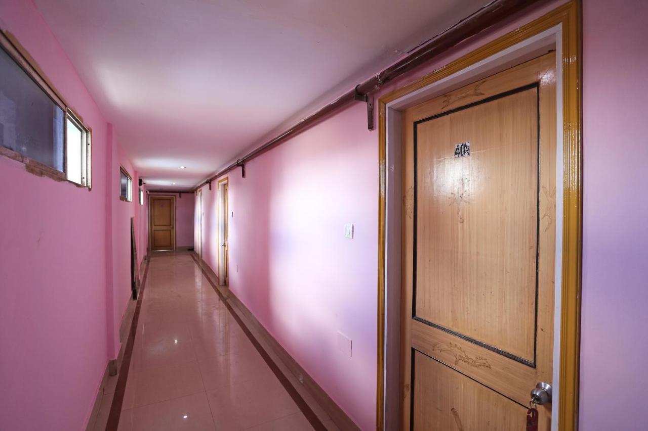 Hotel Keshari Μπουμπάνεσβαρ Εξωτερικό φωτογραφία