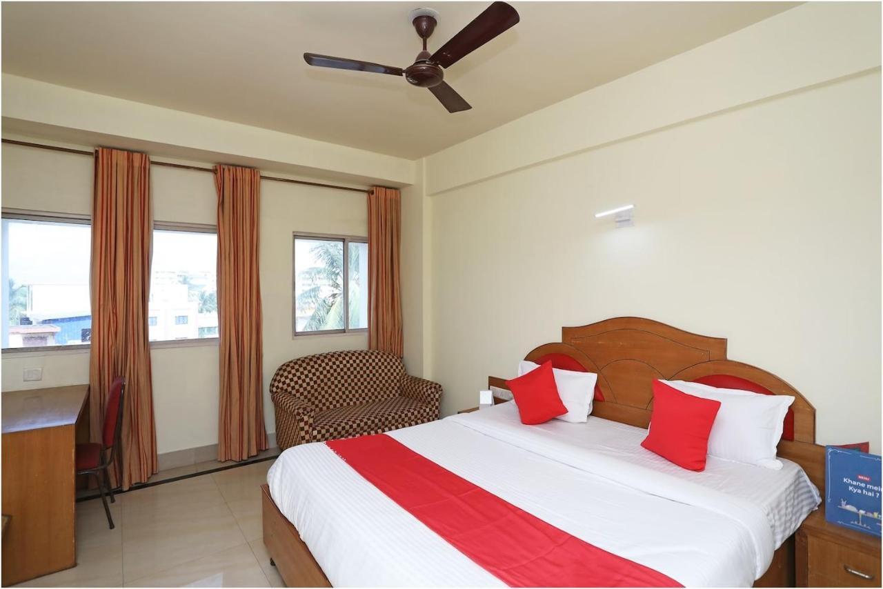 Hotel Keshari Μπουμπάνεσβαρ Εξωτερικό φωτογραφία