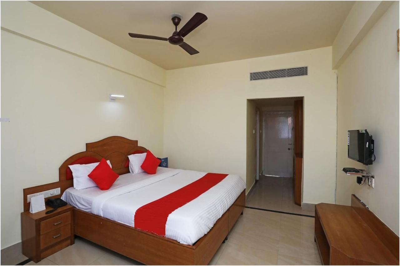 Hotel Keshari Μπουμπάνεσβαρ Εξωτερικό φωτογραφία