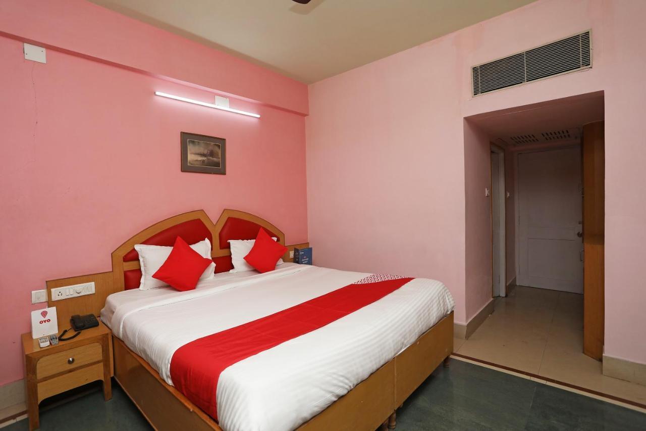 Hotel Keshari Μπουμπάνεσβαρ Εξωτερικό φωτογραφία